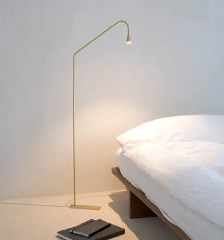 Austere gulvlampe, messing