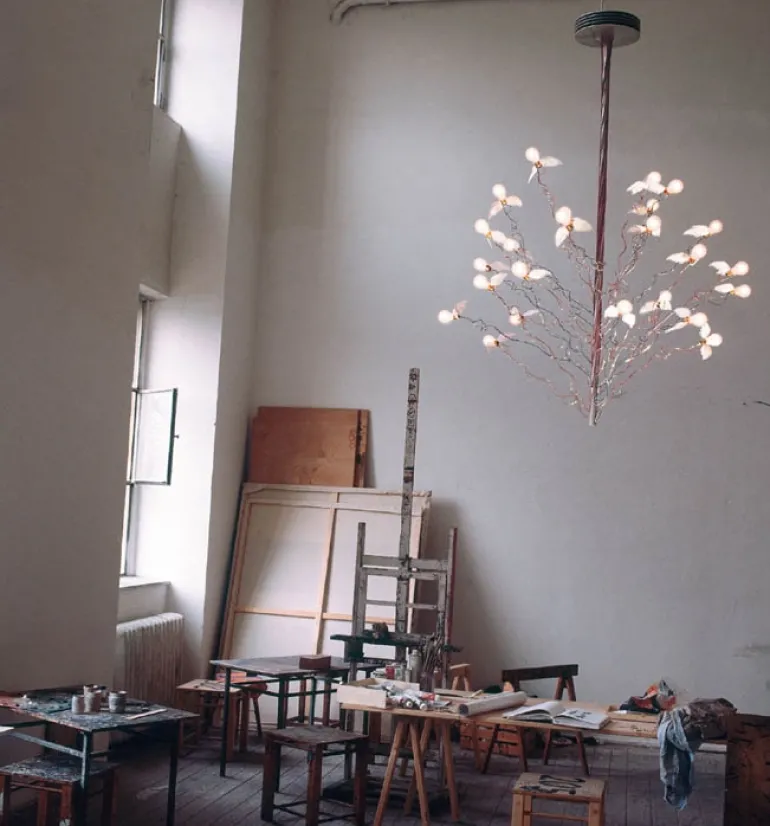 Birds Birds Birds lysekrone, rød/blå ledning