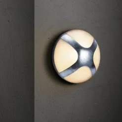 Cross 25 udendørs væglampe, galvaniseret stål