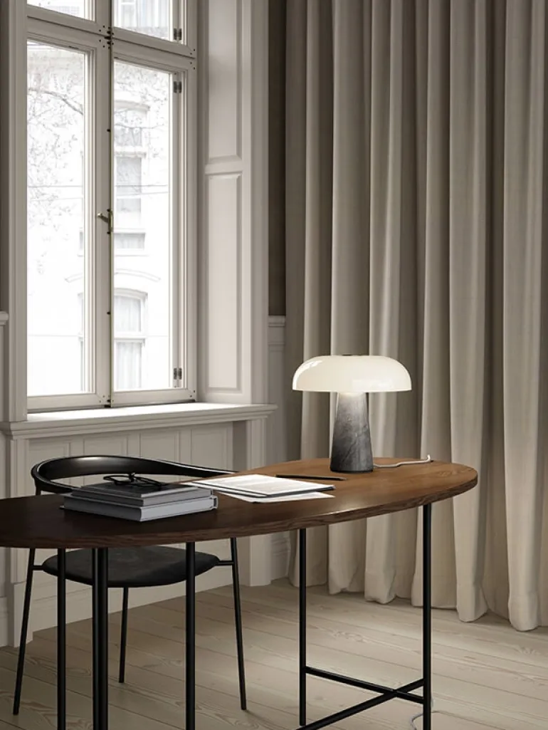 Glossy bordlampe grå