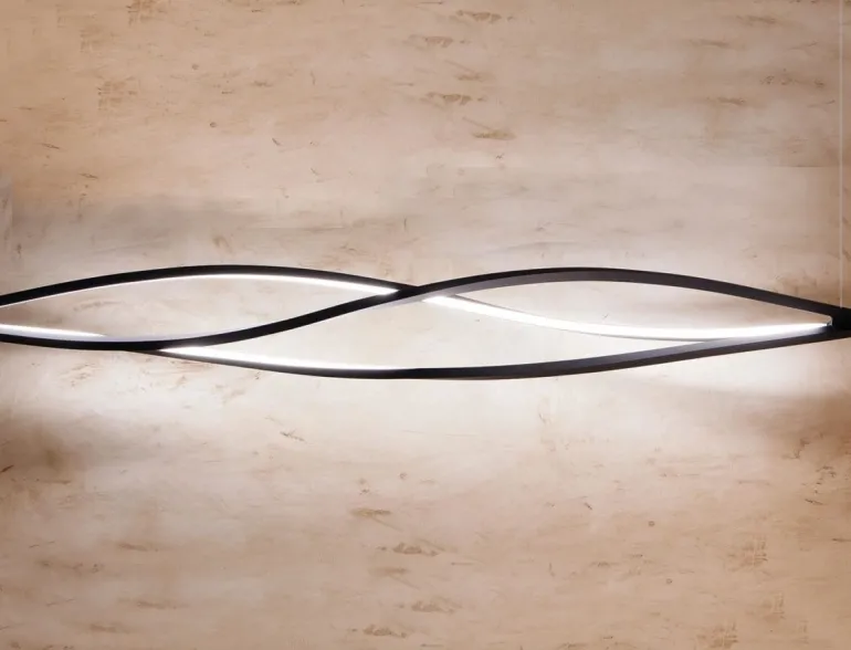 In the wind horizontal pendel, sort