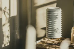 Maija 15 bordlampe, hvid