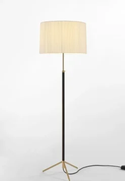 Pie de salón Gulvlampe G2 natur/messing