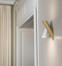 Tubes Large væglampe, hvid/lys guld