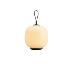 VL45 Radiohus Portable batteri- / bordlampe, messing/pale yellow